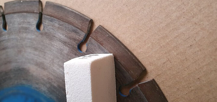 Jak nabrousit tupý diamantový kotouč?