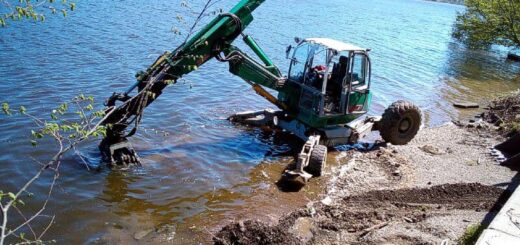 kráčející bagr Menzi Muck na zemní práce